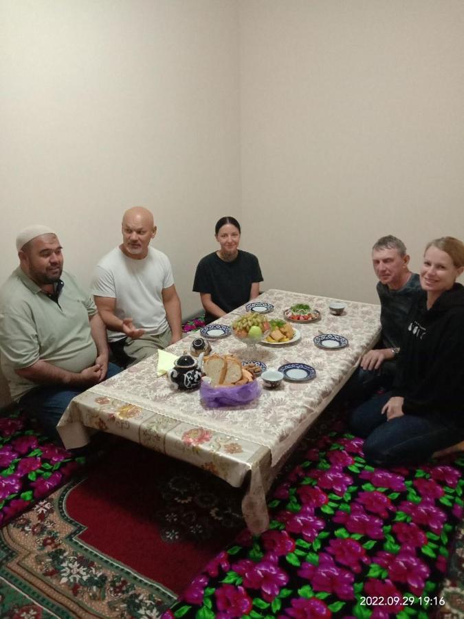 In Center Of Bukhara Family Guest House Mirg'Iyos Buitenkant foto
